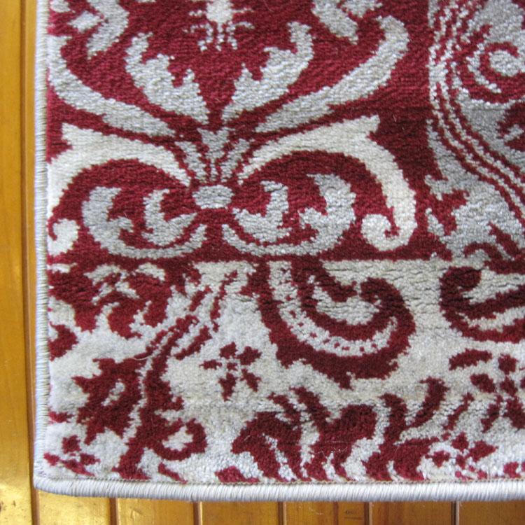 Boston 583 Red