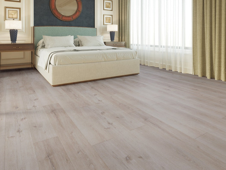 FSOZ2306 Maple Laminate 12mm AC4 *Special Offer*