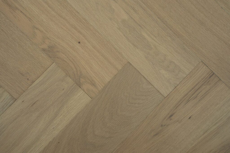Engineered Floor 14mm Herringbone OAKFS4305