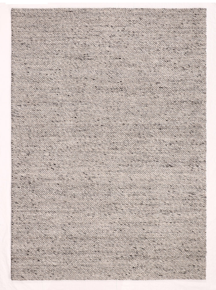 Bela rug in Grey – full rug view
