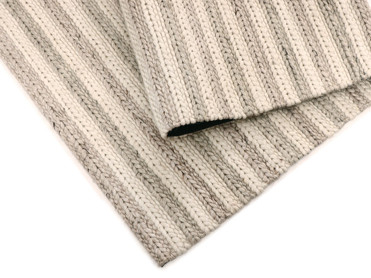 Choti rug in Multi – view 5