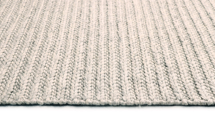 Choti rug in Steel – view 2