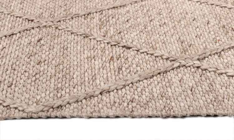 Hallie rug in Oyster – view 2