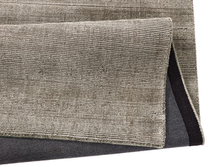 Kaliah rug in Grey – view 3